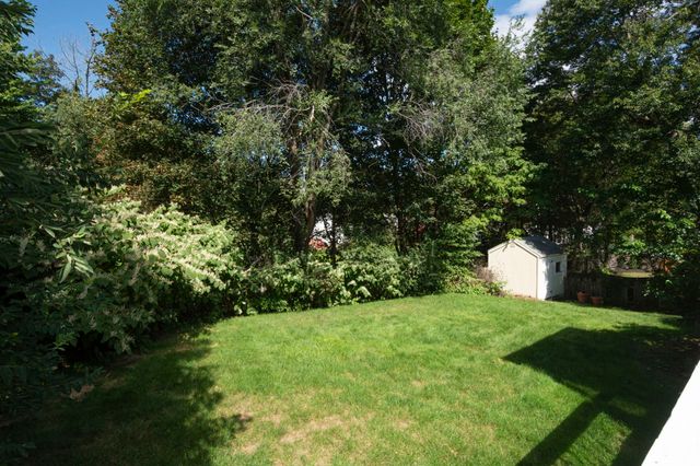 10 Farview Ave, Shrewsbury, MA 01545