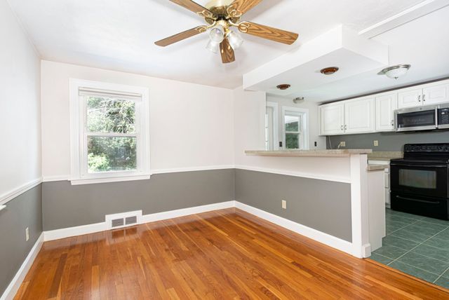 10 Farview Ave, Shrewsbury, MA 01545
