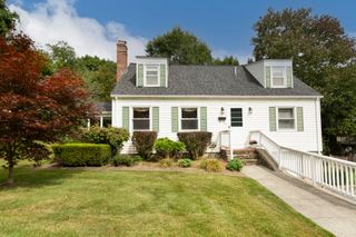 10 Farview Ave, Shrewsbury, MA 01545