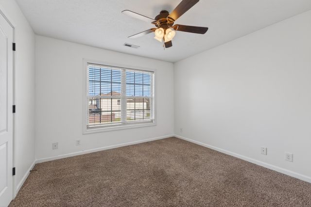 3597 Fox Tail Ct, Clarksville, TN 37040