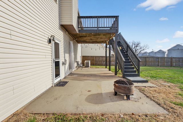 3597 Fox Tail Ct, Clarksville, TN 37040