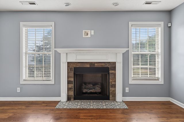 3597 Fox Tail Ct, Clarksville, TN 37040