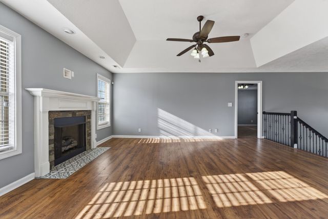 3597 Fox Tail Ct, Clarksville, TN 37040