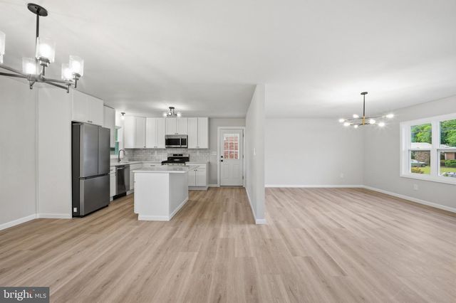 9414 ELDRED PL, Lanham, MD 20706