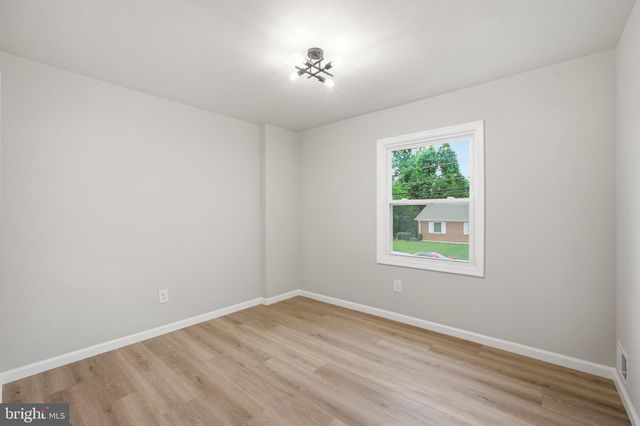 9414 ELDRED PL, Lanham, MD 20706