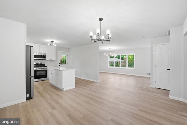 9414 ELDRED PL, Lanham, MD 20706