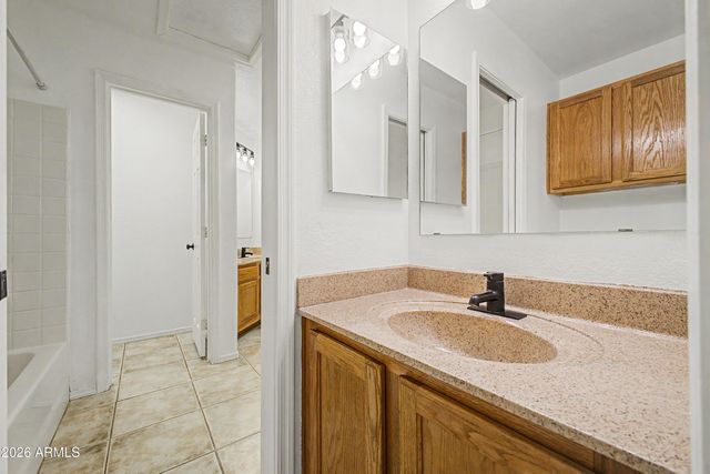 6454 E UNIVERSITY Drive 9, Mesa, AZ 85205