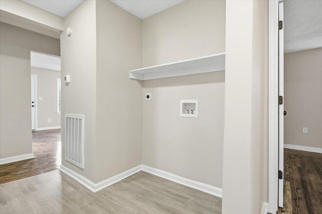 707 Brandon AVE, Roanoke, VA 24015