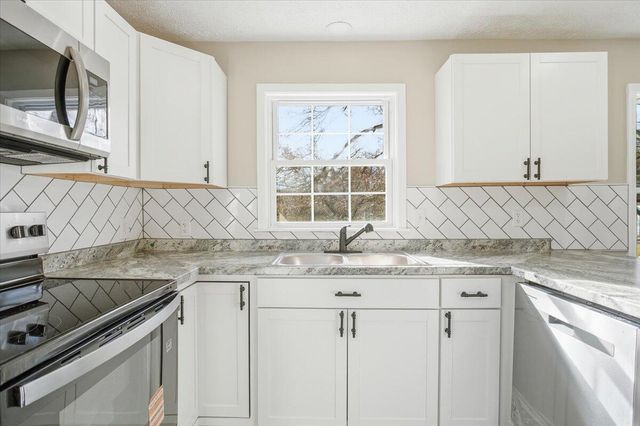 707 Brandon AVE, Roanoke, VA 24015