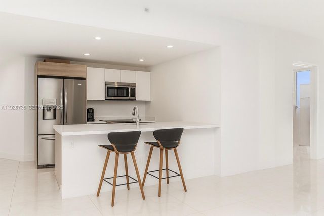 9940 W Bay Harbor Dr 7C-S, Bay Harbor Islands, FL 33154