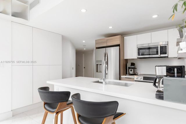 9940 W Bay Harbor Dr 7C-S, Bay Harbor Islands, FL 33154