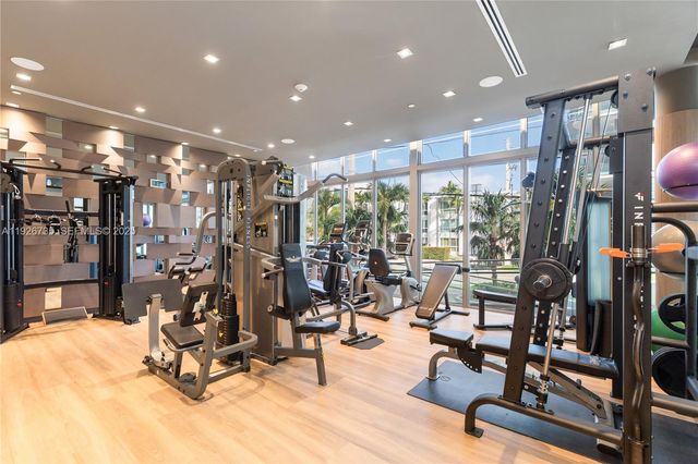 9940 W Bay Harbor Dr 7C-S, Bay Harbor Islands, FL 33154