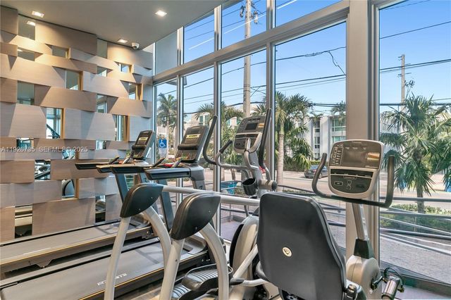 9940 W Bay Harbor Dr 7C-S, Bay Harbor Islands, FL 33154