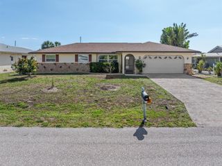 109 PECKHAM STREET SE, Port Charlotte, FL 33952