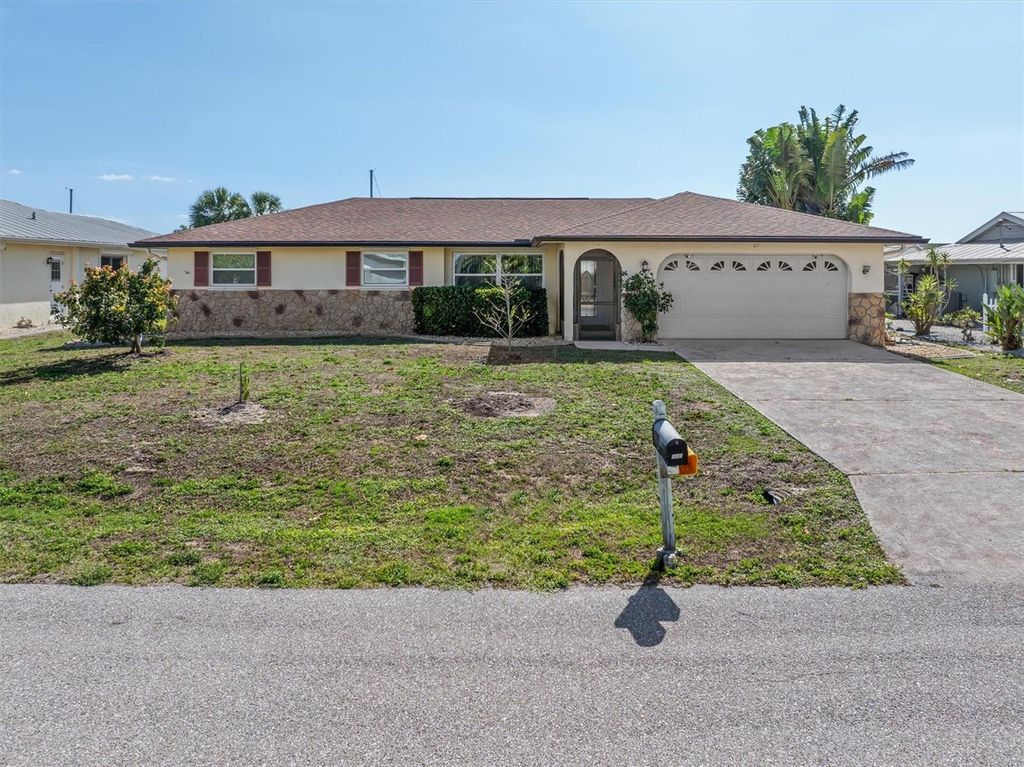 109 PECKHAM STREET SE, Port Charlotte, FL 33952