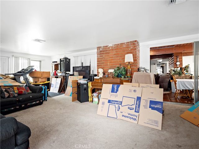 9281 Dorrington, Pacoima, CA 91331