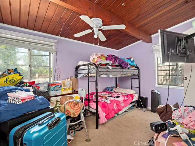 9281 Dorrington, Pacoima, CA 91331