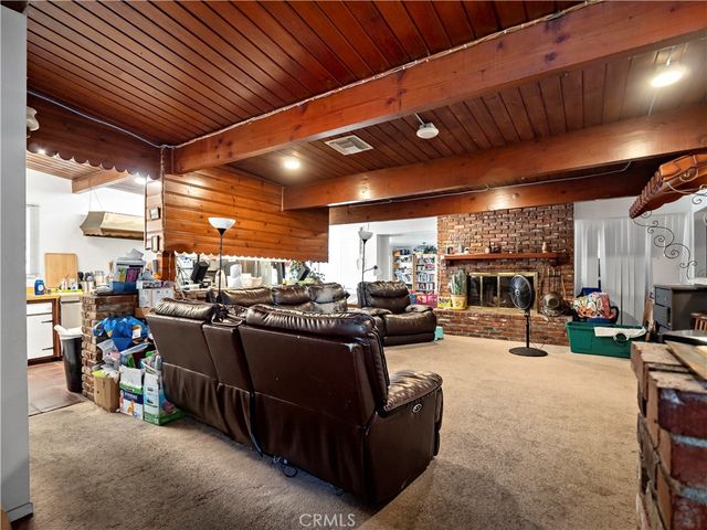 9281 Dorrington, Pacoima, CA 91331
