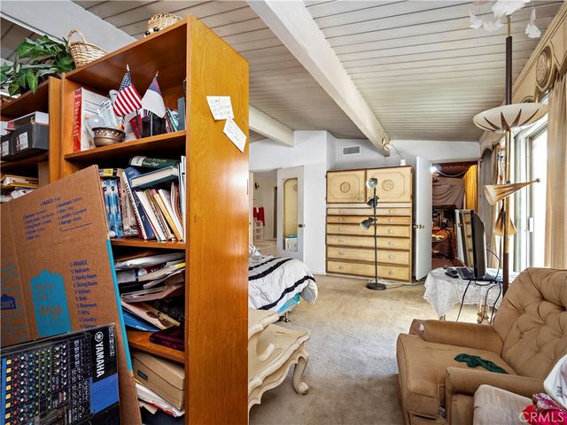 9281 Dorrington, Pacoima, CA 91331