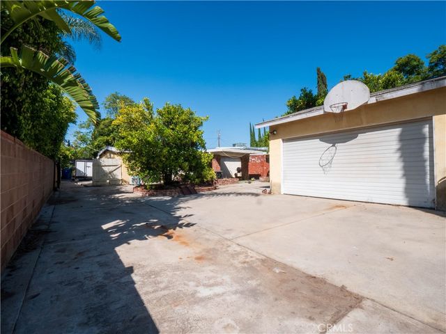9281 Dorrington, Pacoima, CA 91331