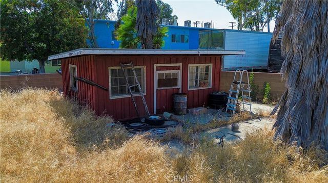 9281 Dorrington, Pacoima, CA 91331