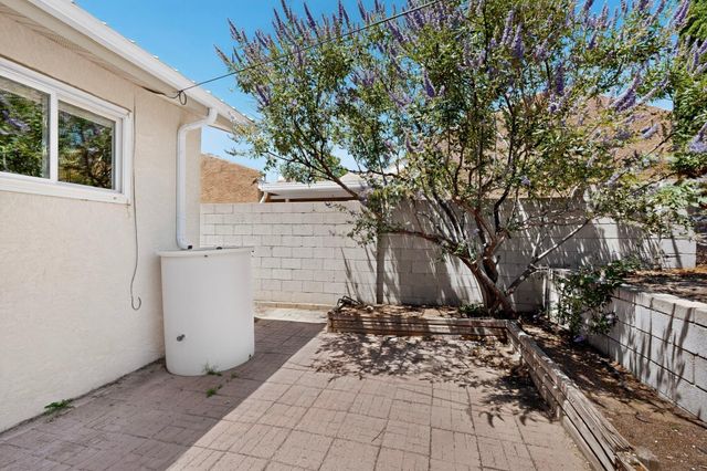 1612 Princeton Drive SE, Albuquerque, NM 87106