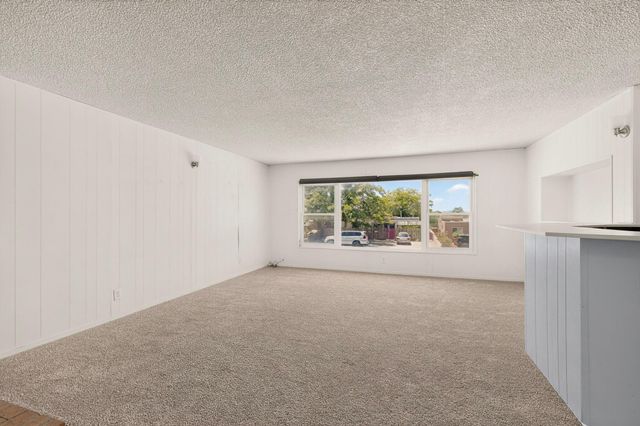 1612 Princeton Drive SE, Albuquerque, NM 87106