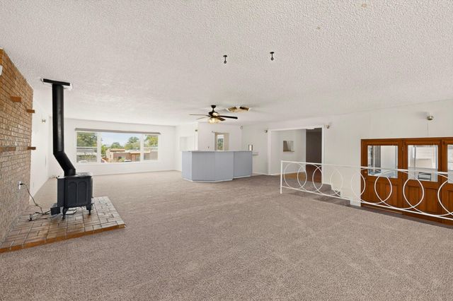 1612 Princeton Drive SE, Albuquerque, NM 87106