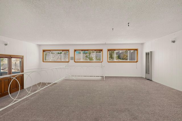 1612 Princeton Drive SE, Albuquerque, NM 87106