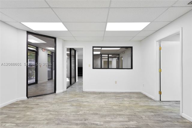 1740 NW 93 AV 1740, Doral, FL 33172