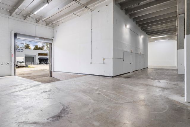 1740 NW 93 AV 1740, Doral, FL 33172