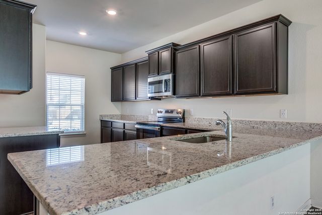 10818 Monterey Pike, Converse, TX 78109