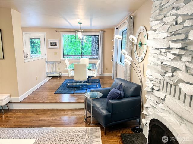 9550 132nd Avenue SE, Renton, WA 98059