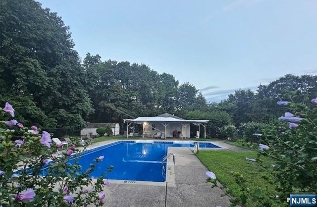520 Turnpike C221, Pequannock Township, NJ 07444