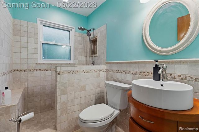 47735 Jeffry, Utica, MI 48317