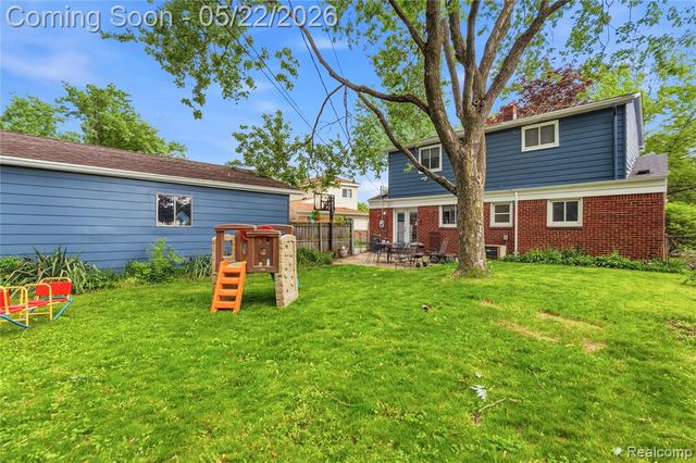 47735 Jeffry, Utica, MI 48317