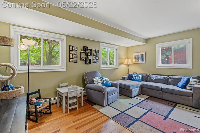 47735 Jeffry, Utica, MI 48317