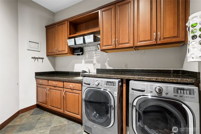 30336 Thomas Road SE, Kent, WA 98042