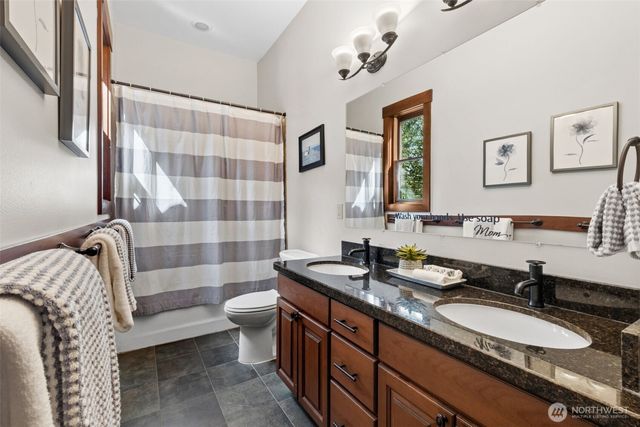30336 Thomas Road SE, Kent, WA 98042