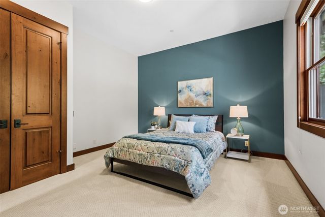 30336 Thomas Road SE, Kent, WA 98042