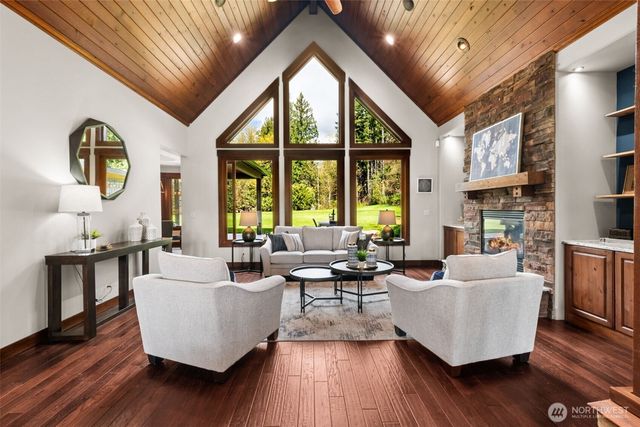 30336 Thomas Road SE, Kent, WA 98042