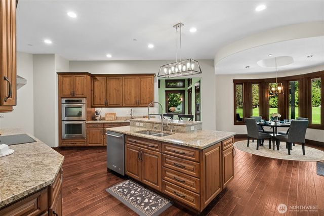 30336 Thomas Road SE, Kent, WA 98042