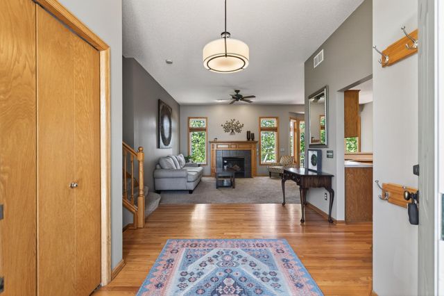 7148 Maryland Circle, Savage, MN 55378