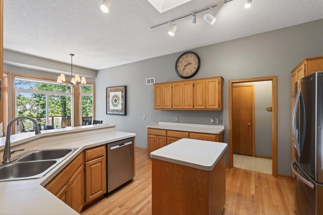 7148 Maryland Circle, Savage, MN 55378