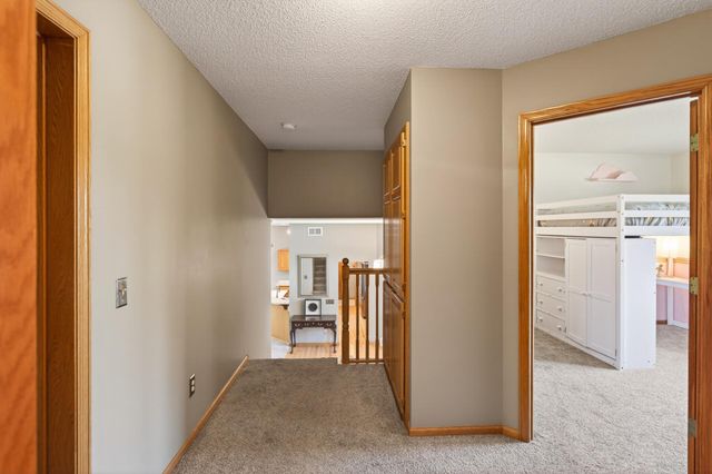 7148 Maryland Circle, Savage, MN 55378