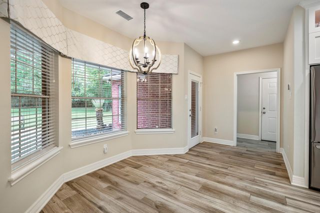 8911 Diamante Drive, Magnolia, TX 77354