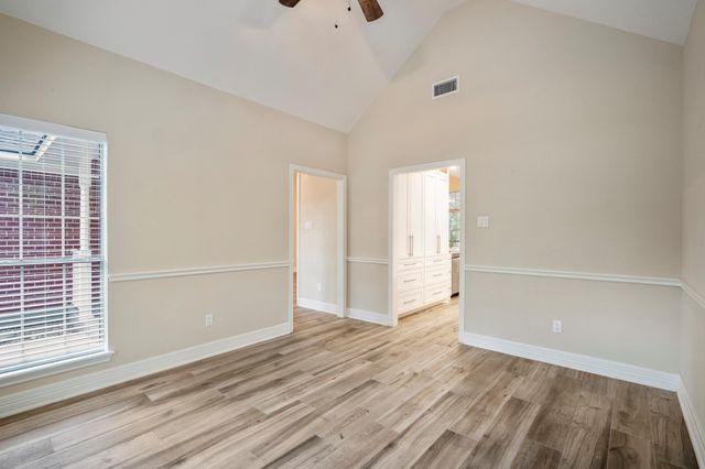 8911 Diamante Drive, Magnolia, TX 77354