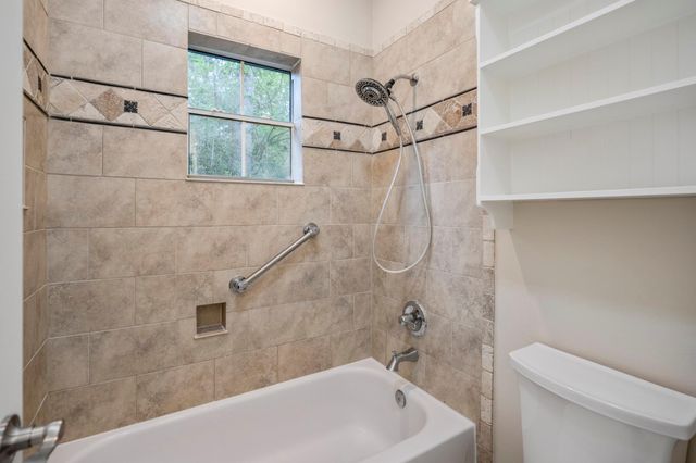 8911 Diamante Drive, Magnolia, TX 77354