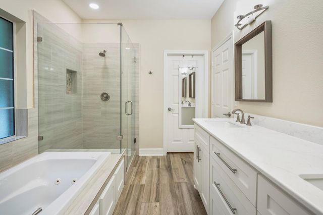 8911 Diamante Drive, Magnolia, TX 77354