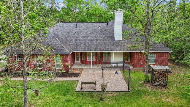 8911 Diamante Drive, Magnolia, TX 77354